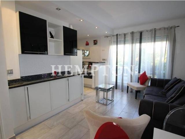Location Appartement 2 pièces 39m² PARIS 16ème