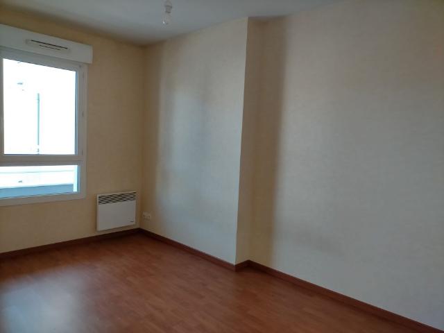 Location Appartement 2 pièces 40m² RODEZ 12000