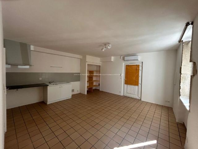 Location Appartement 2 pièces 39m² VALREAS 84600