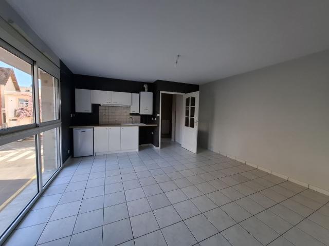 Location Appartement 2 pièces 39m² VICHY 03200