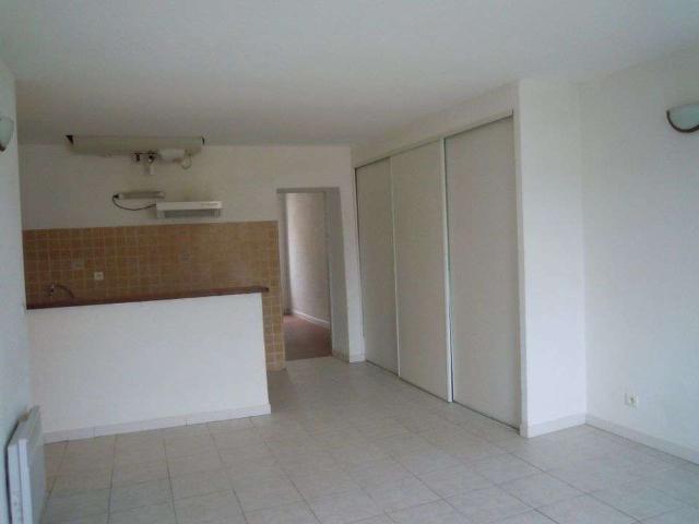 Location appartement 2 pièces Trans en Provence 83