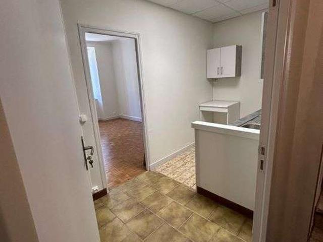 Location appartement 2 pièces Villeneuve sur Yonne 89