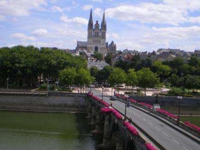 Location appartement 2 pièces Angers Centre 49