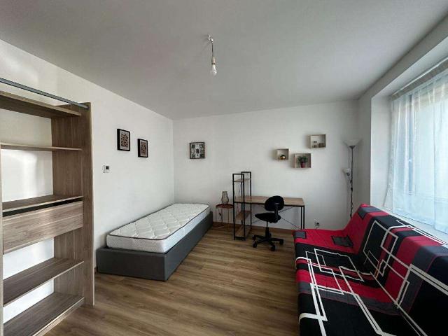 Location appartement 2 pièces Angers Saint Léonard Madeleine 49