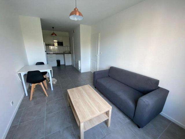 Location appartement 2 pièces Angers Saint Léonard Madeleine 49
