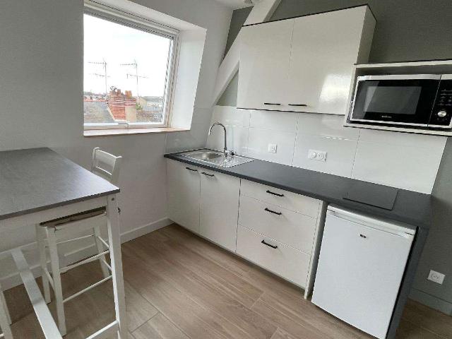 Location appartement 2 pièces Angers Saint Léonard Madeleine 49