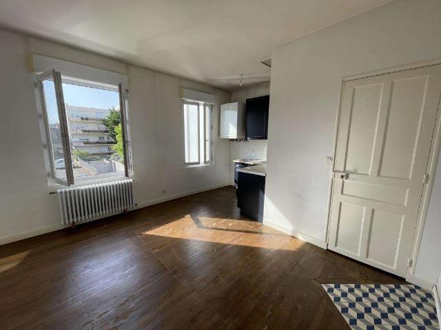 Location appartement 2 pièces Angers Saint Léonard Madeleine 49