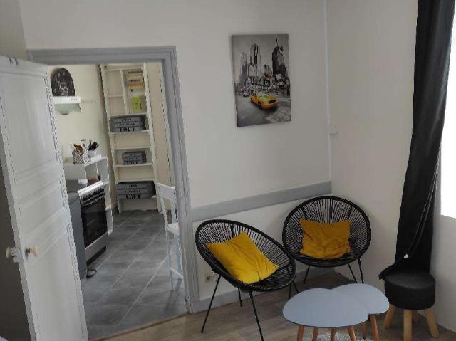 Location appartement 2 pièces Angers Saint Serge 49