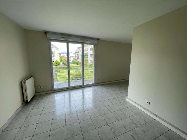 Location appartement 2 pièces Angers Saint Serge 49