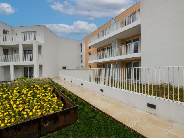 Location appartement 2 pièces ARLES 45m² à 607.22€/mois CDC Habitat