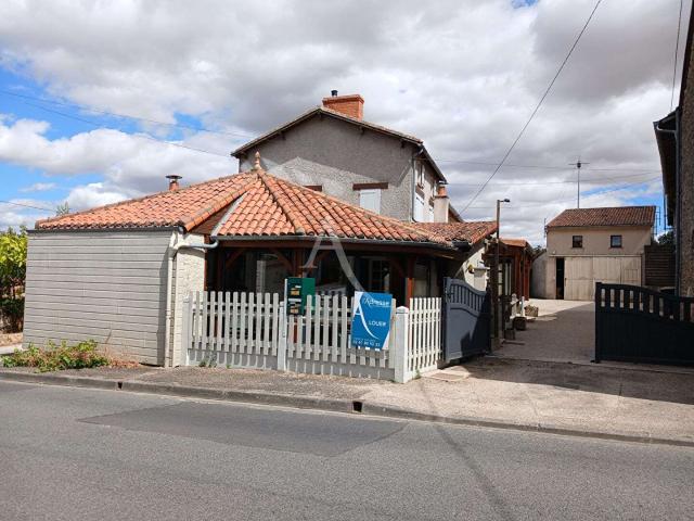 Location appartement 2 pièces Aubigné sur Layon 49