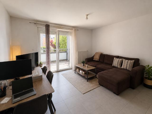 Location Appartement 2 pièces avec garage | TMG Terres et Maisons Gestion
