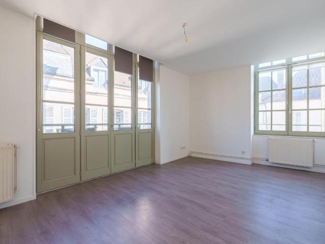 Location appartement 2 pièces BEAUNE 56m² à 549.44€/mois CDC Habitat