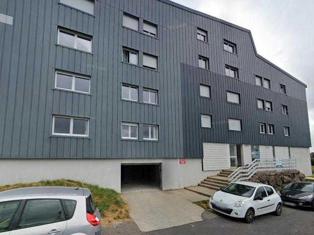Location appartement 2 pièces BESSE ET ST ANASTAISE 46m² à 369.75€/mois CDC Habitat