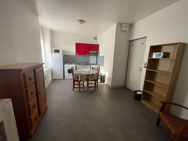 Location appartement 2 pièces Bessé sur Braye 72