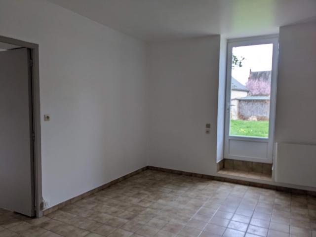 Location appartement 2 pièces Bessé sur Braye 72