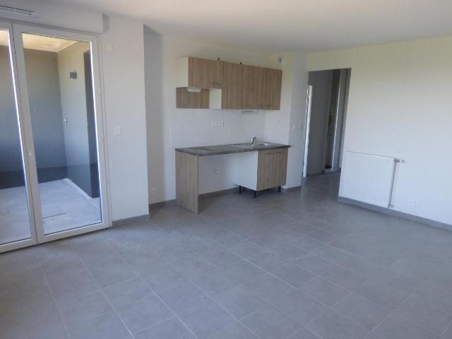 Location appartement 2 pièces BLAGNAC 46m² à 601.31€/mois CDC Habitat