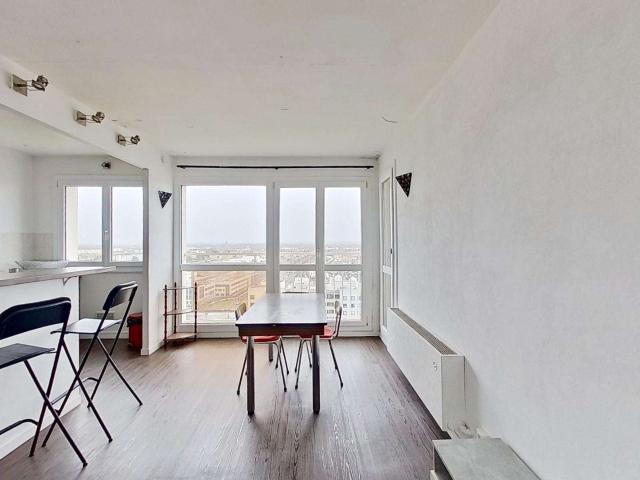 Location appartement 2 pièces Caen Le Port Ste Thérèse 14