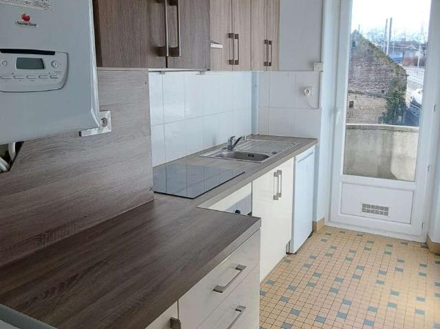 Location appartement 2 pièces Caen Le Port Ste Thérèse 14