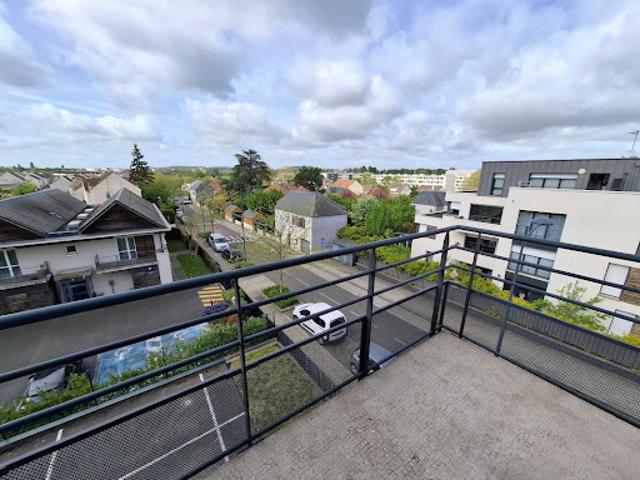 Location Appartement 3 pièces 70 m2 Compiegne