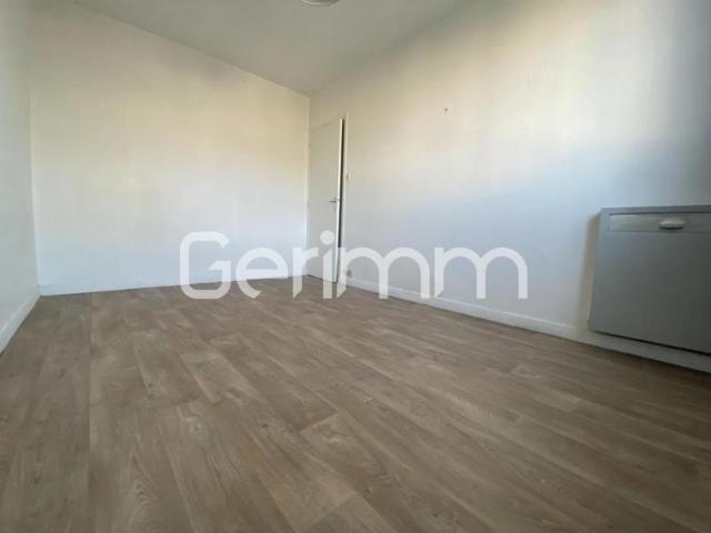 Location Appartement 2 pièces + cuisine 26,98 m²