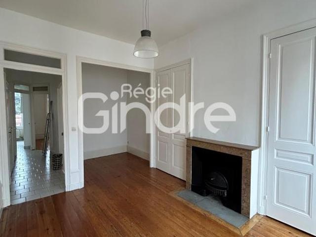 Location Appartement 2 pièces + cuisine 44,29 m²