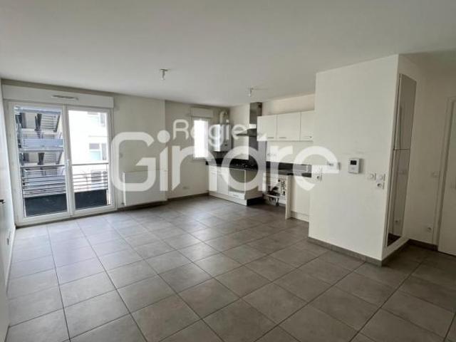 Location Appartement 2 pièces + cuisine 45,80 m²