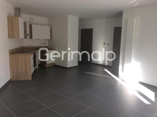 Location Appartement 2 pièces + cuisine 49,67 m² 1