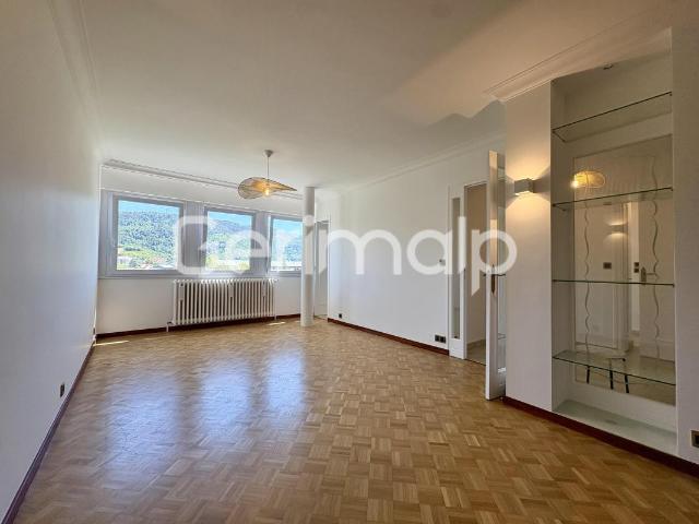 Location Appartement 2 pièces + cuisine 54,09 m² 1