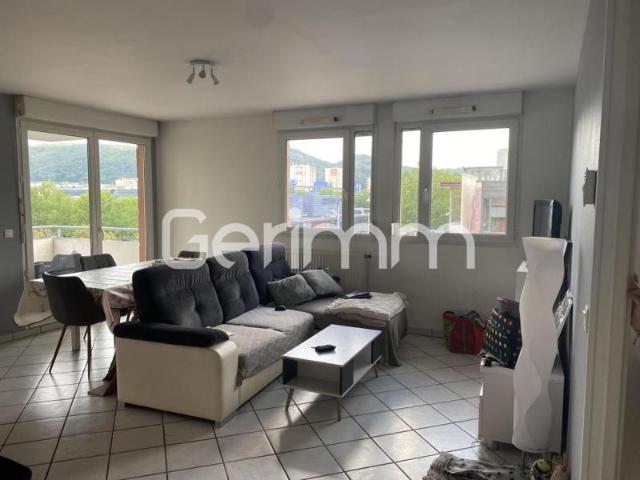 Location Appartement 2 pièces + cuisine 54,70 m²