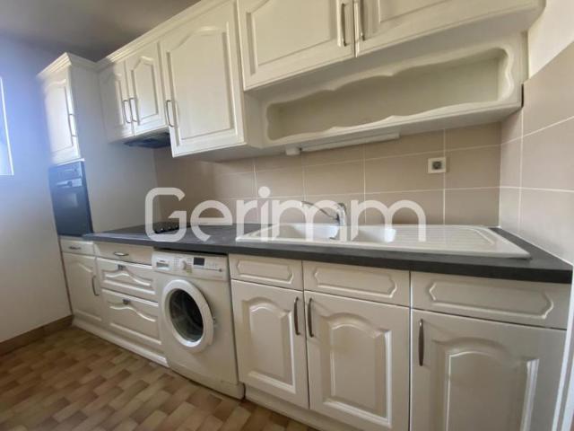 Location Appartement 2 pièces + cuisine 50,18 m²
