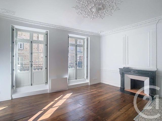 Location appartement 2 pièces Dinan 22
