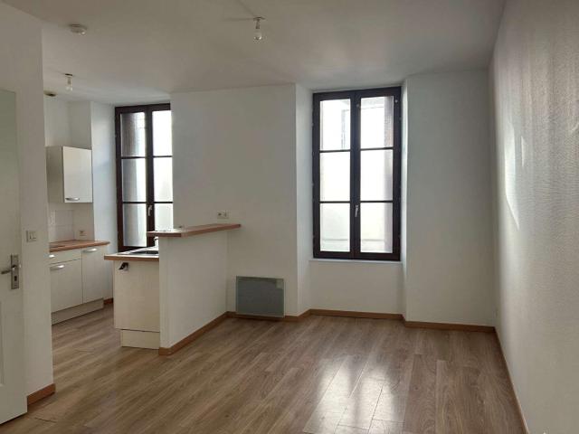 Location appartement 2 pièces Dinan 22