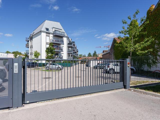 Location appartement 2 pièces DIJON 45m² à 646.04€/mois CDC Habitat
