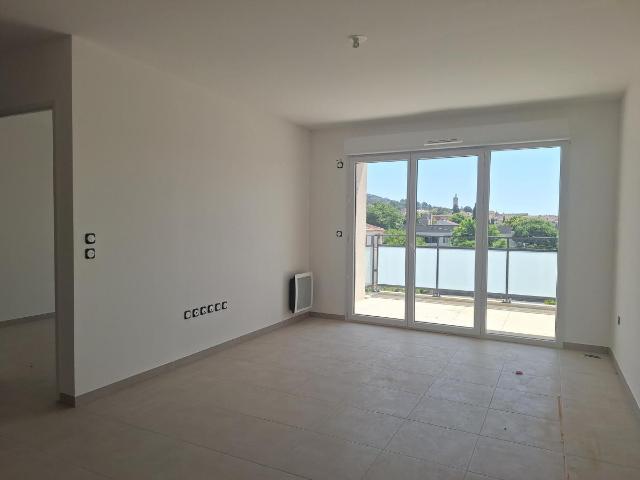 Location appartement 2 pièces DRAGUIGNAN 44m² à 692.21€/mois CDC Habitat