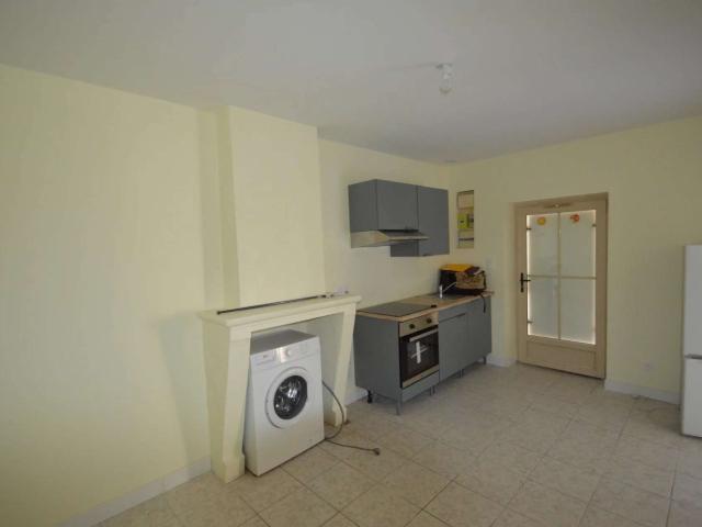 Location appartement 2 pièces Écommoy 72