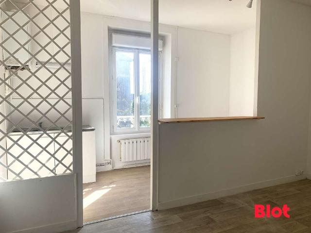 Location appartement 2 pièces Fougères 35