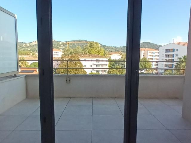 Location appartement 2 pièces HYERES 38m² à 743.77€/mois CDC Habitat