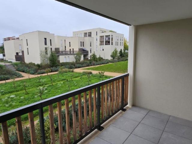 Location appartement 2 pièces L ISLE D ABEAU 40m² à 580.70€/mois CDC Habitat