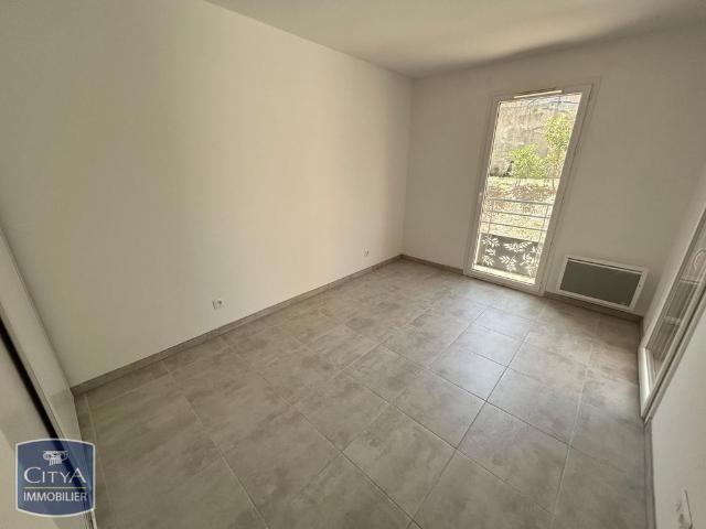 Location Appartement 2 pièces 36m² LA CRAU 83260