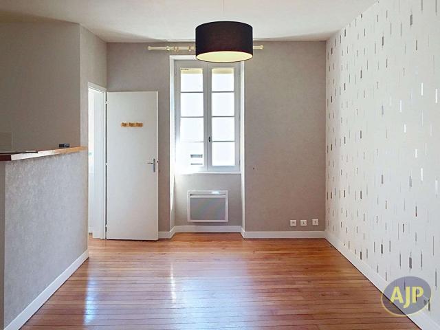 Location appartement 2 pièces La Roche sur Yon 85