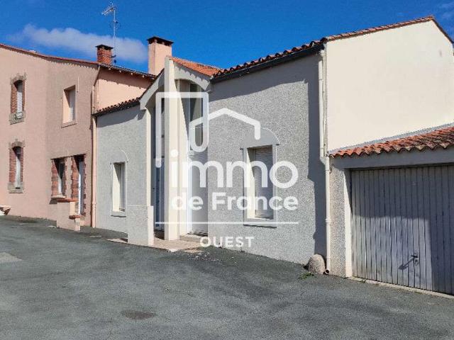 Location appartement 2 pièces La Roche sur Yon 85