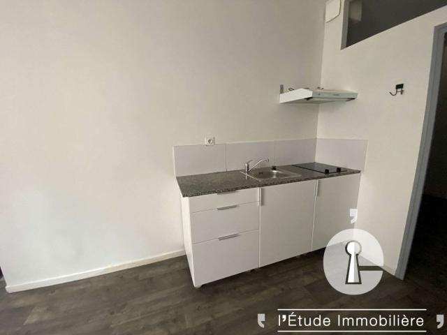 Location appartement 2 pièces Laval 53