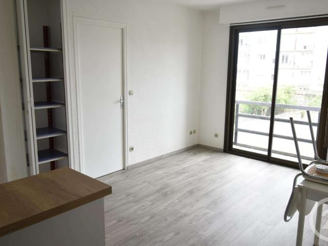 Location appartement 2 pièces Laval 53