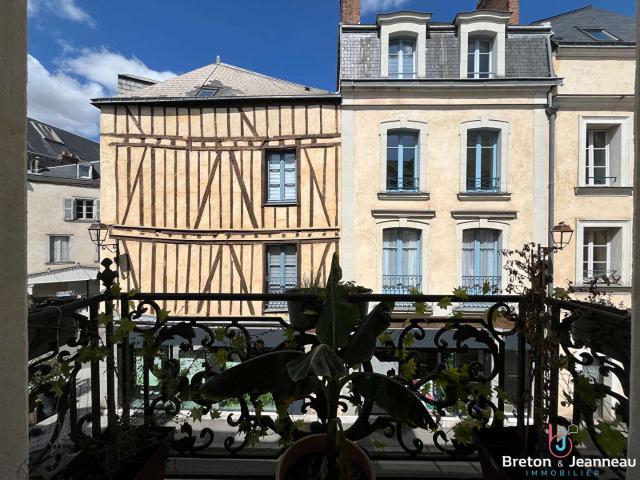 Location appartement 2 pièces Laval 53