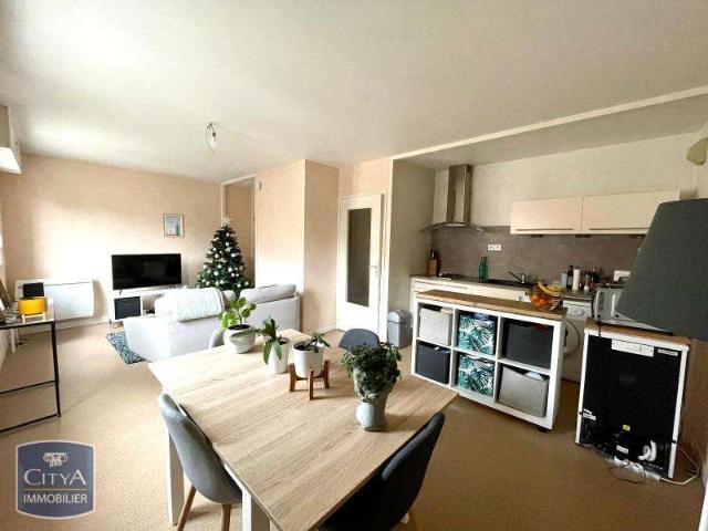 Location appartement 2 pièces Laval 53