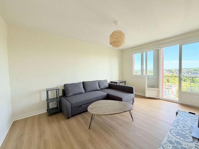 Location appartement 2 pièces Laval 53