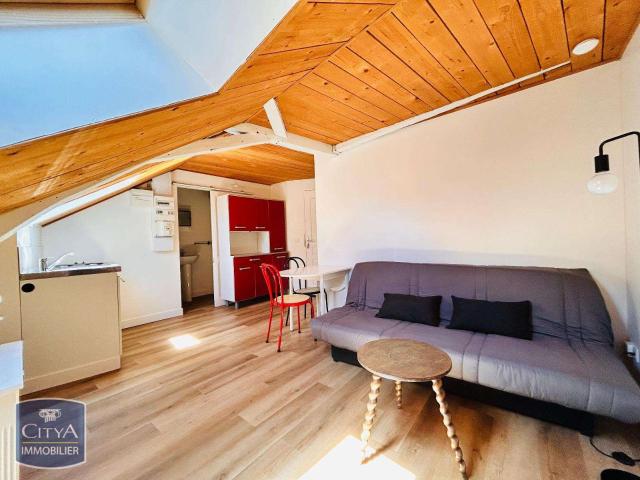 Location appartement 2 pièces Laval 53