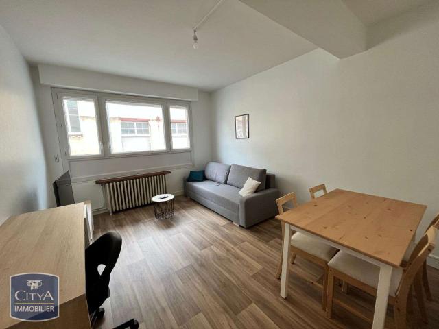 Location appartement 2 pièces Laval 53