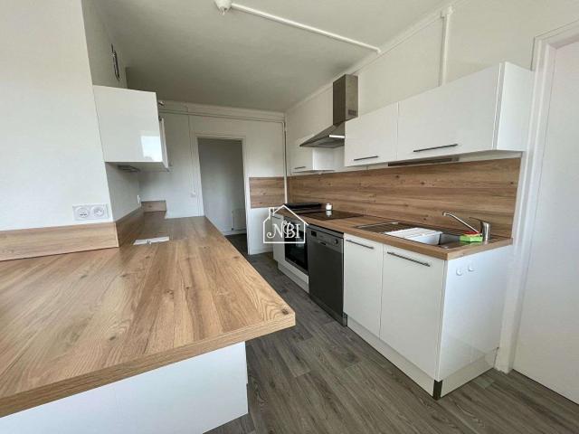 Location appartement 2 pièces Laval 53